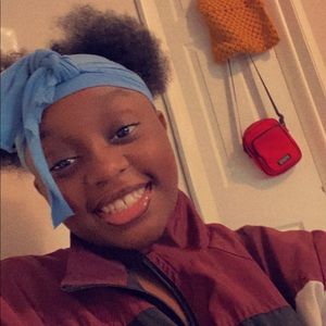 Meet your Posher, Alyssa